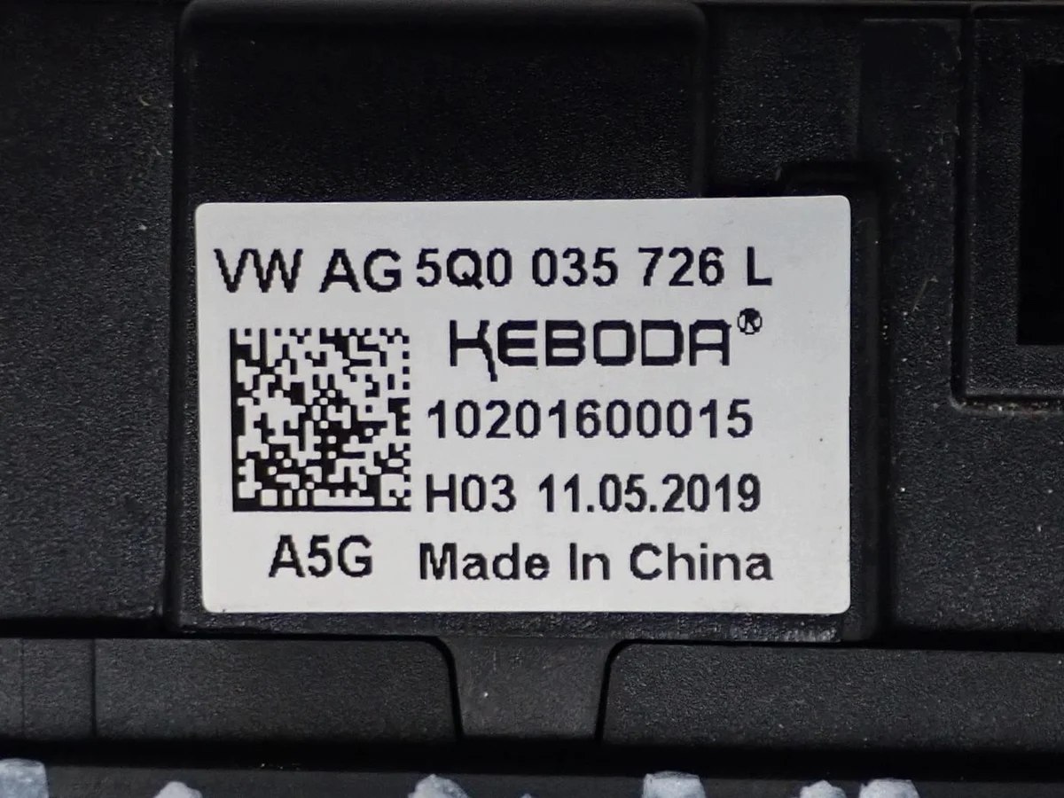 USB Buchse Europa 5Q0035726L Skoda Fabia III image 4