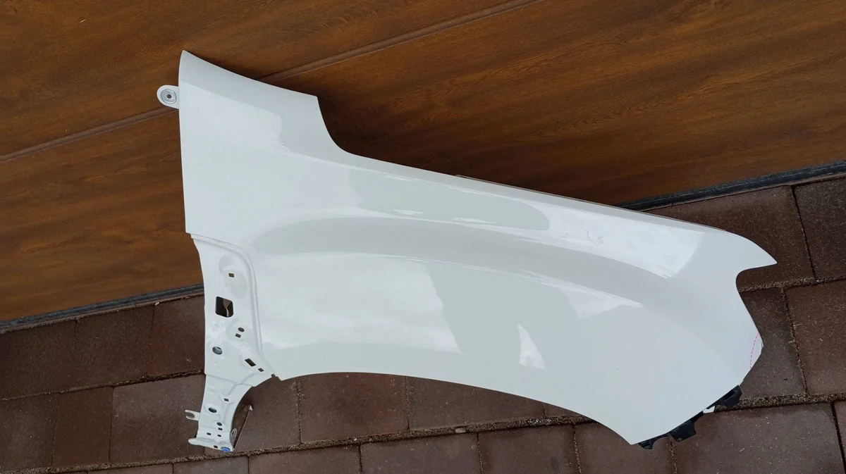 Dacia Duster II Front Right Fender Used