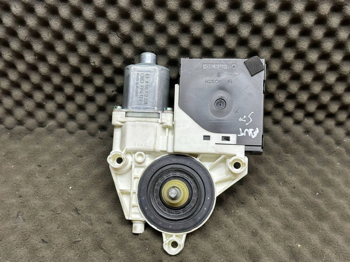 VW Passat B6 Front Door Window Motor Used
