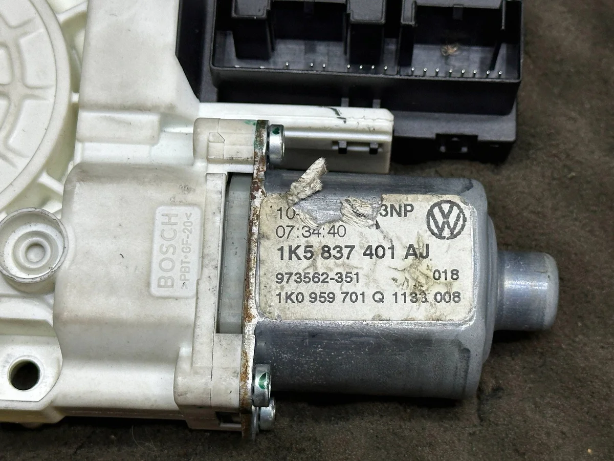 Motor fönsterhiss Passat B6 1K5837401AJVAR image 3