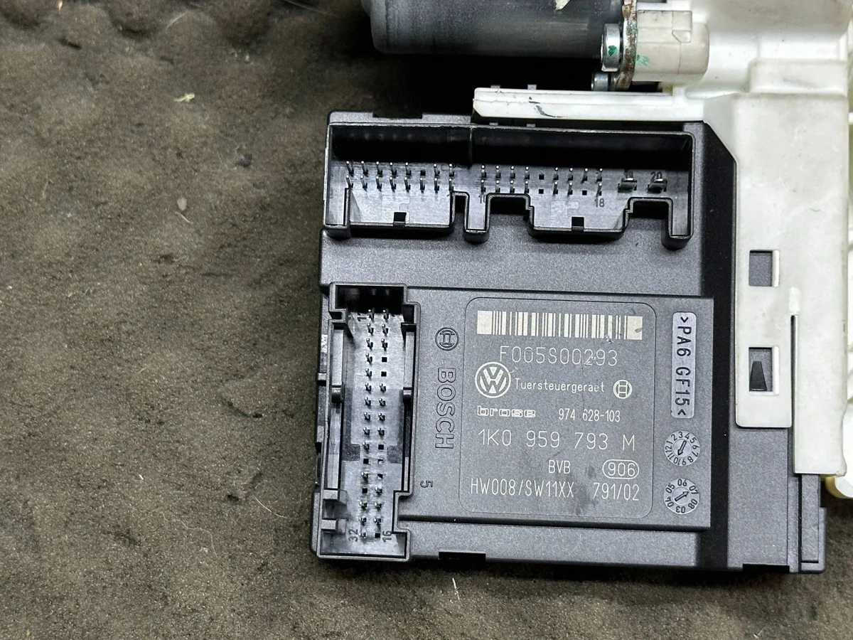 Motor fönsterhiss Passat B6 1K5837401AJVAR image 4