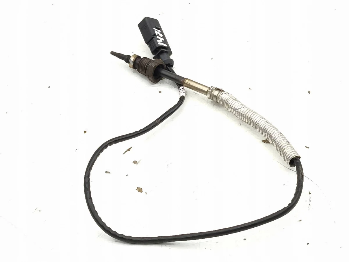Capteur température gaz échappement Skoda 05L906088AM