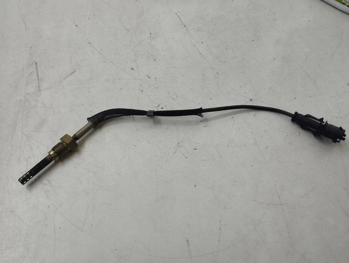 Saab Exhaust Gas Temperature Sensor 55355404 Used