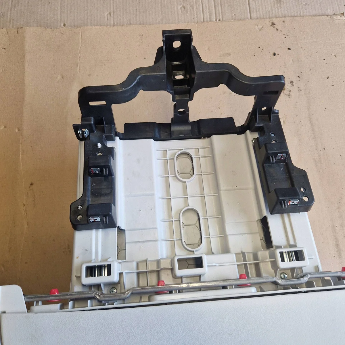 Hyundai Ioniq 6 Handschuhfach 84501KL100 image 6