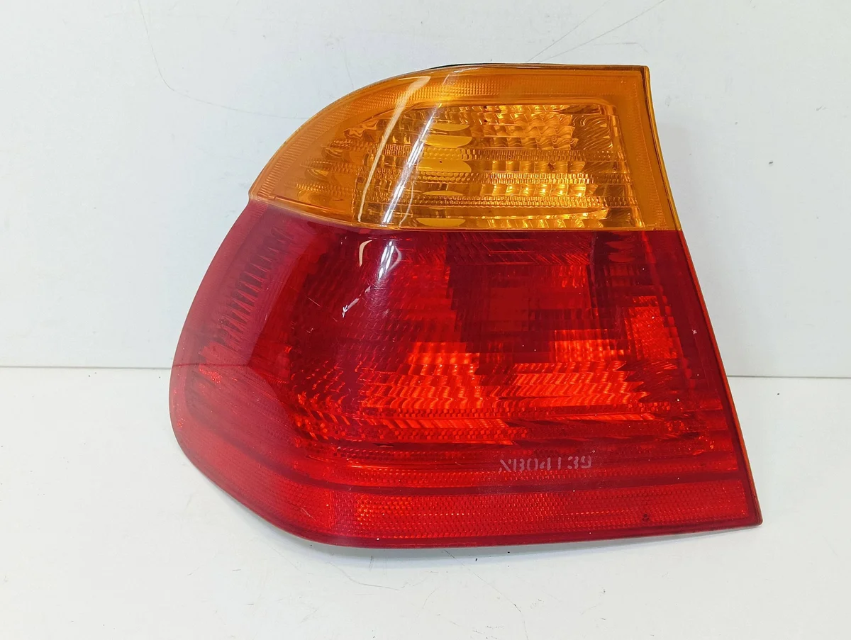 Luz trasera BMW Serie 3 E36 91-00 Usada
