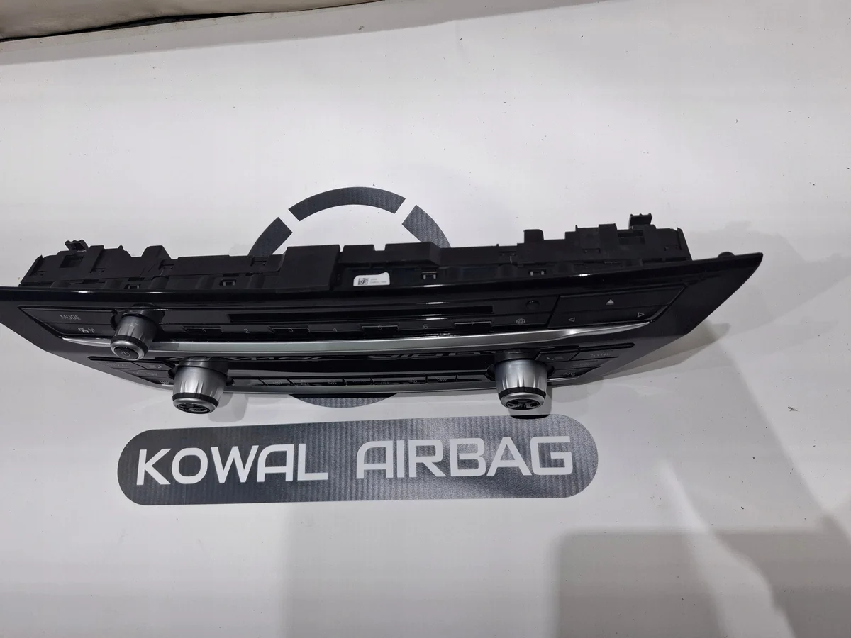 BMW G30 G31 Klimatpanel Radio 6826844 image 5