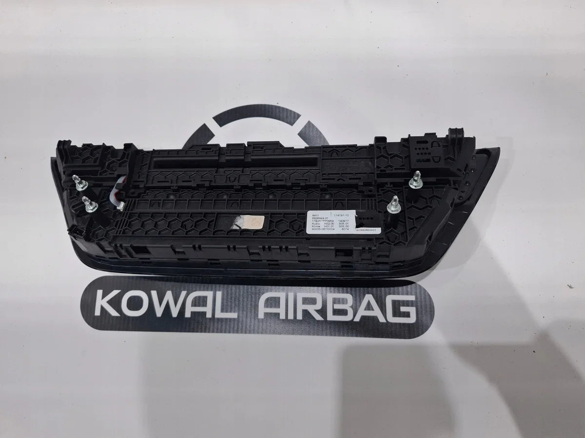 BMW G30 G31 Klimatpanel Radio 6826844 image 7