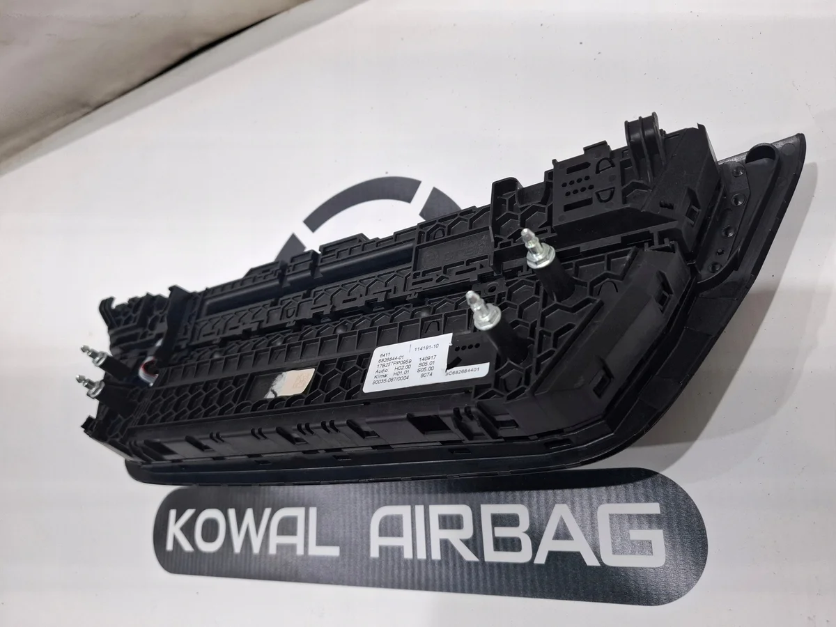 BMW G30 G31 Klimatpanel Radio 6826844 image 9