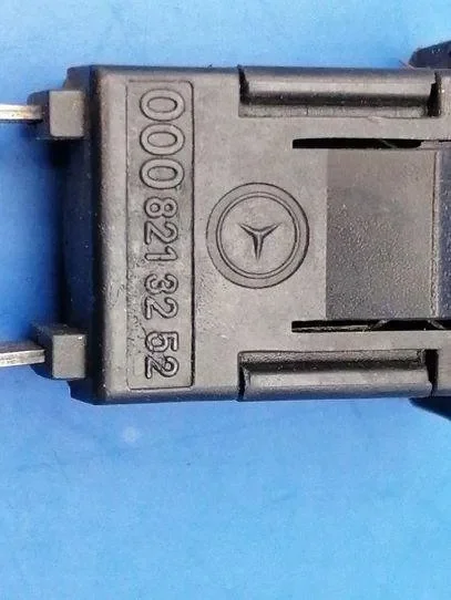 Schalter Türlicht Mercedes W123 W126 OE image 5