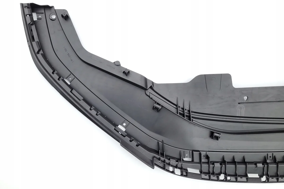 Protezione sottomotore VW Golf 5G0805915AC image 3