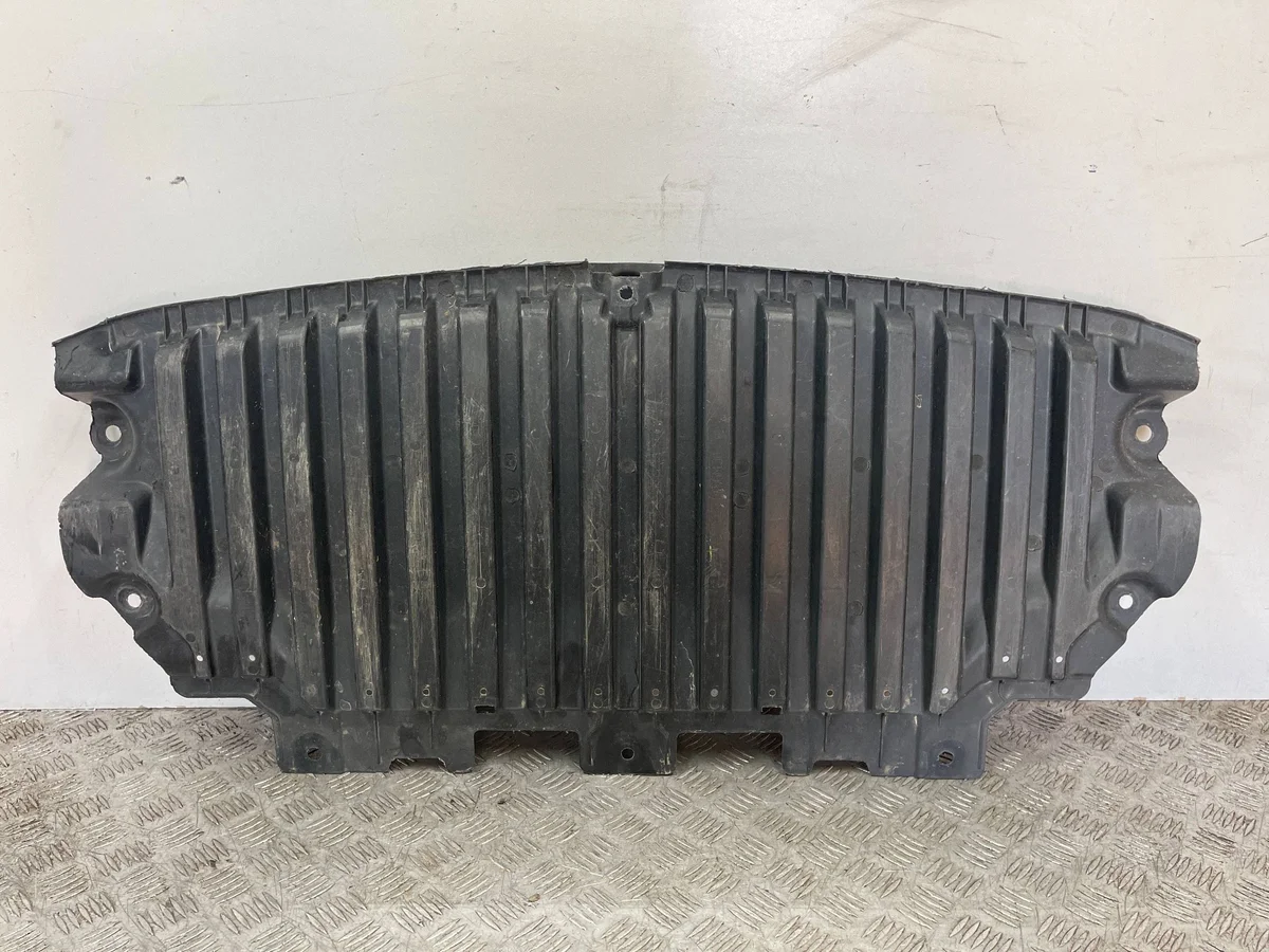 Cache pare-chocs avant Mercedes C W206