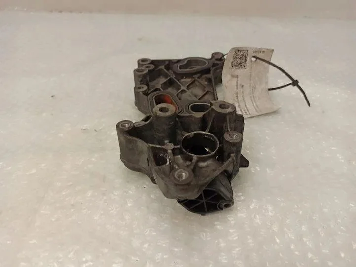 Oljefilterhus Mercedes-Benz OE 70362379