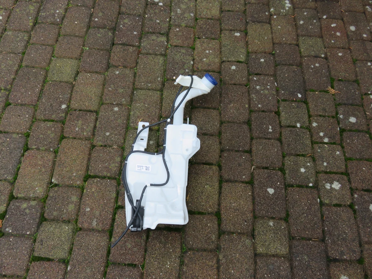 Réservoir lave-glace Opel Mokka 2 (2020-2024)