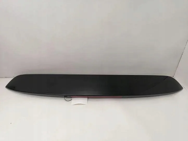 Spoiler de coffre Mercedes Classe E 211 Kombi