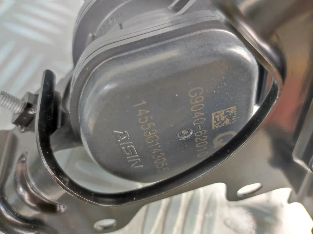 G9040-62010 Extra Waterpomp Toyota Mirai II image 5
