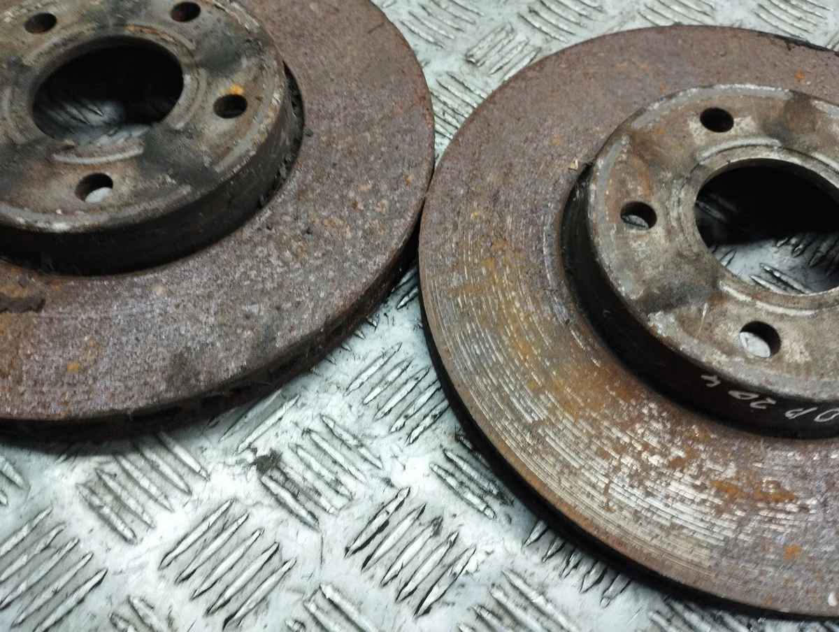 Ford C-MAX II Bromsskiva Fram AMD103479 image 3