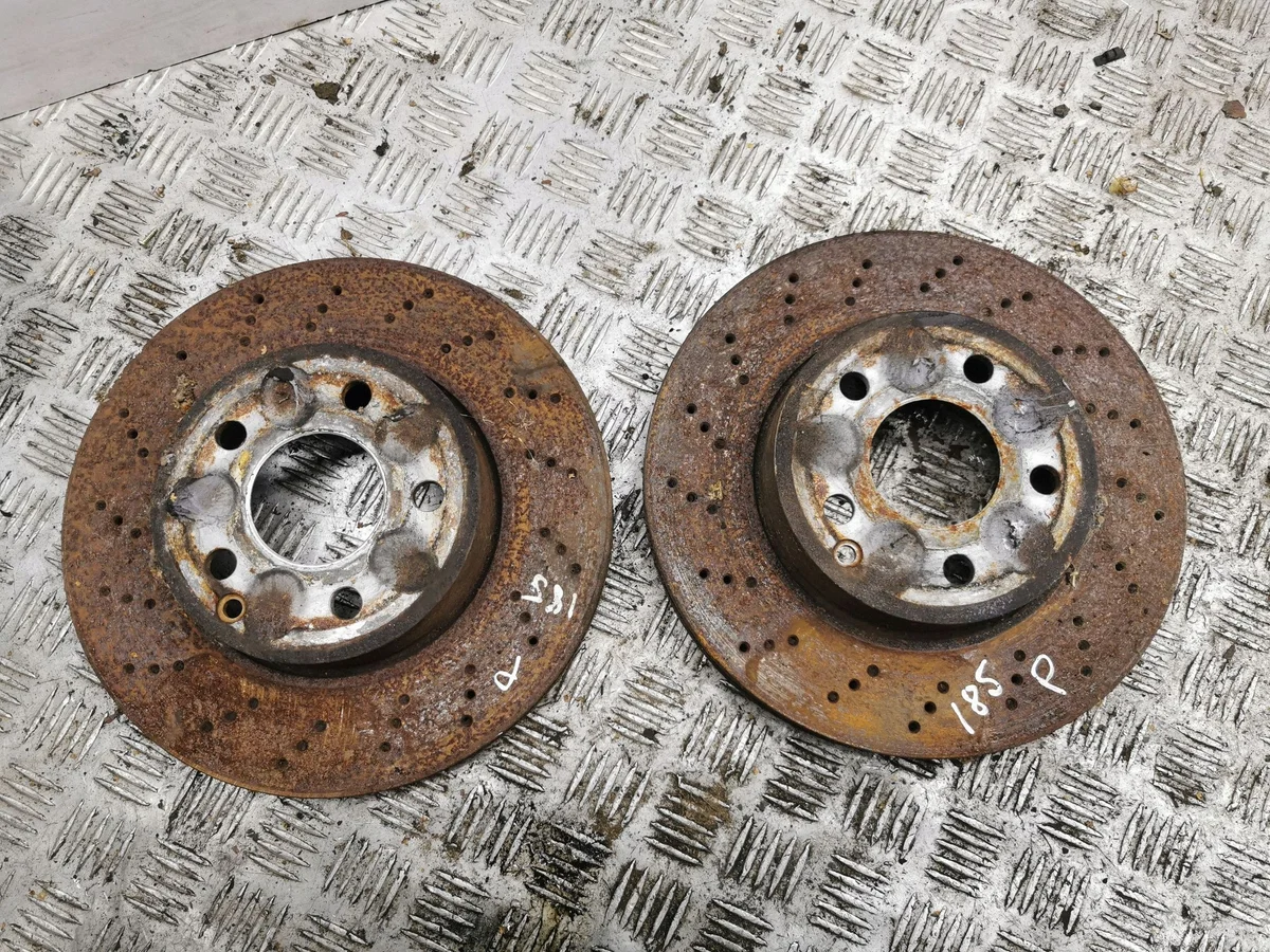 Disque de frein avant Mercedes-Benz C W204