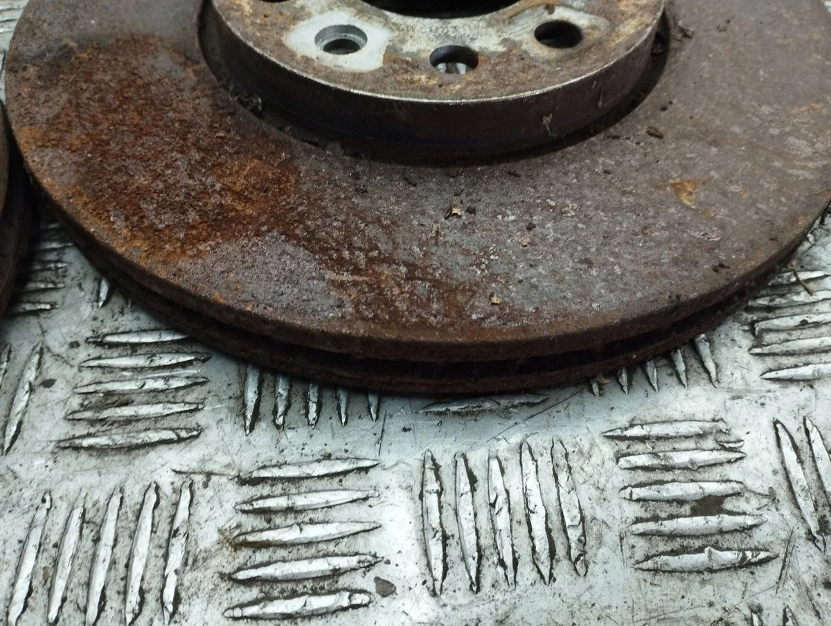 Saab 9-3 Ver2 Bromsskiva Fram AMD102976 image 3
