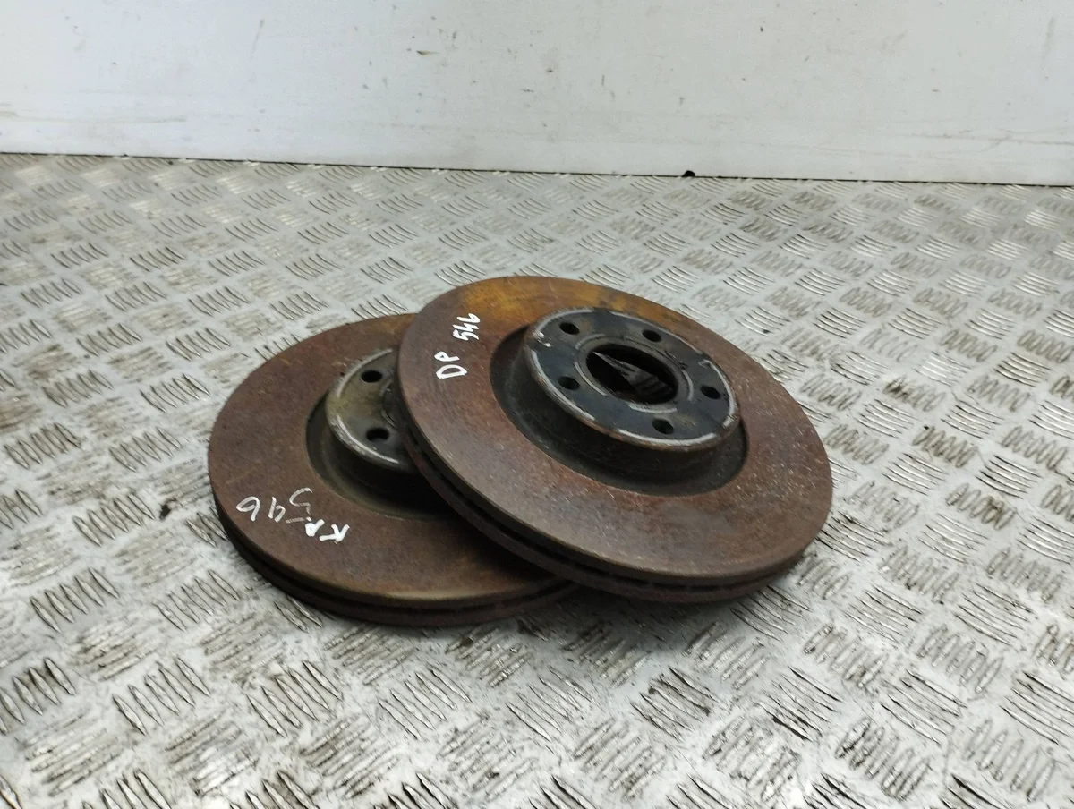 Ford Grand C-MAX 2011 Bremsscheibe vorne AMD90264