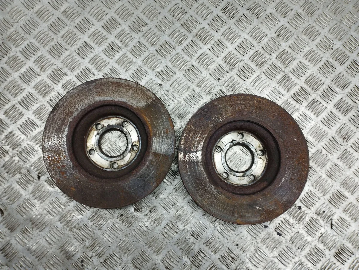 Disque de frein avant Ford Grand C-MAX 2011