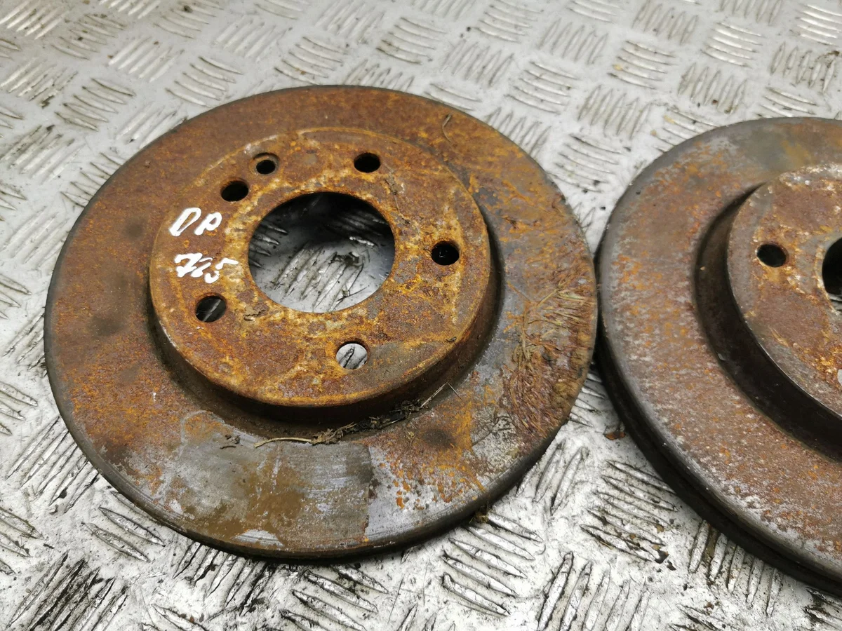 Disque de frein avant Mercedes-Benz A W168