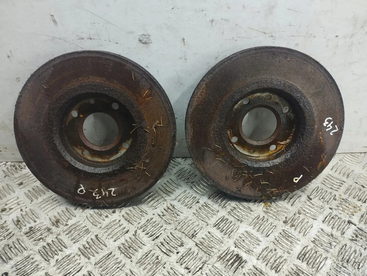 Citroen DS4 2013 Front Brake Disc Used
