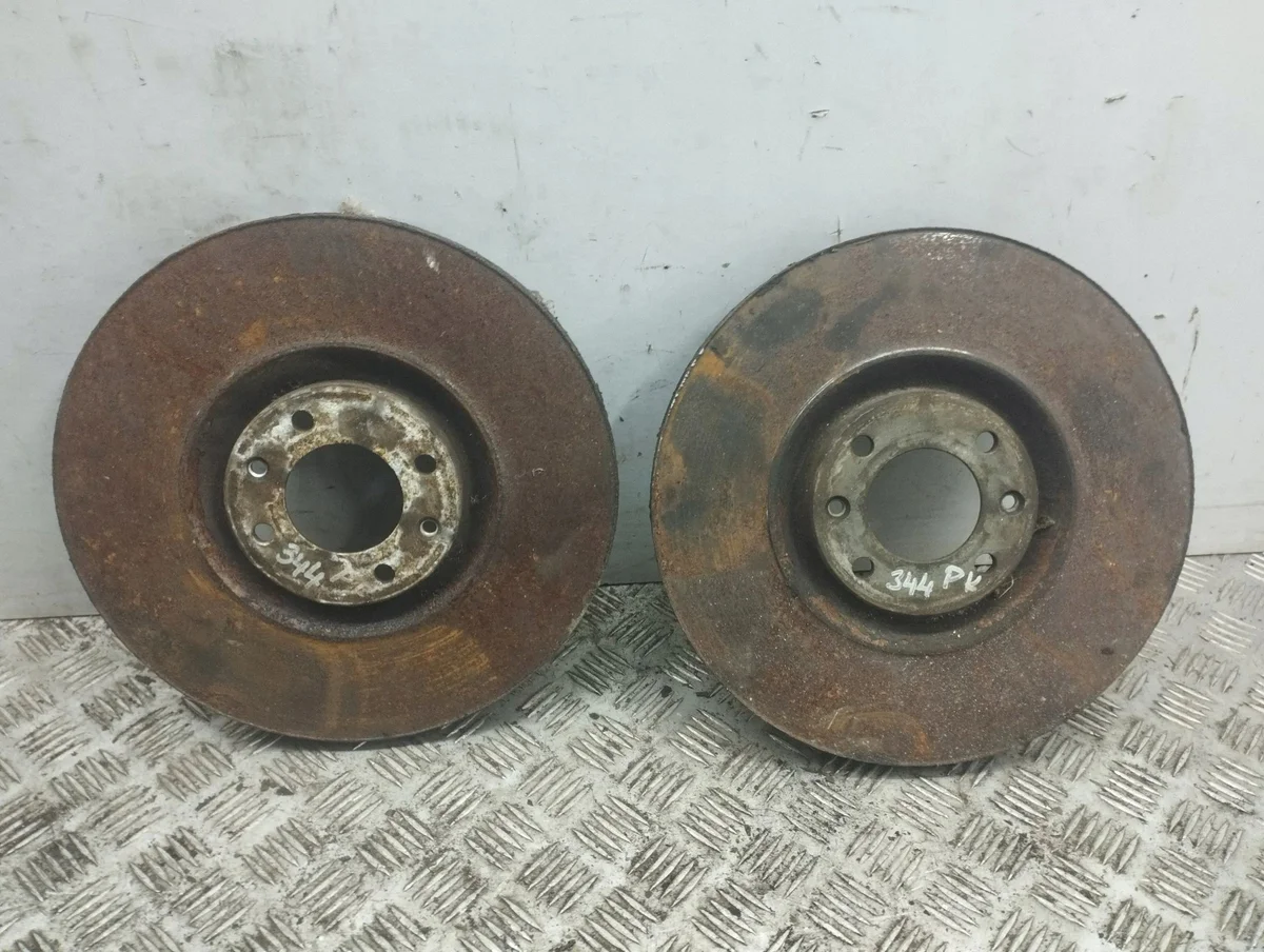 Disque de frein avant Citroen DS4 2012 AMD108973