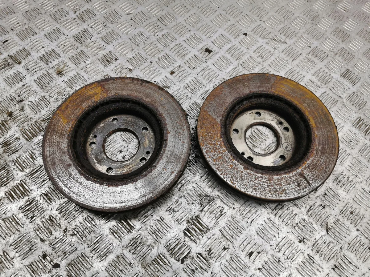 Hyundai i30 2013 Disques de frein avant image 7