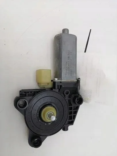 Motor elevalunas Mercedes-Benz C W203 A2038203042 image 5