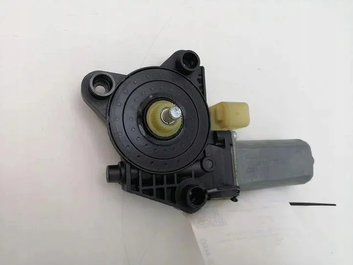 Motor elevalunas Mercedes-Benz C W203 A2038203042 image 6
