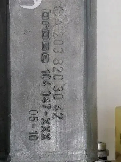 Motor elevalunas Mercedes-Benz C W203 A2038203042 image 9