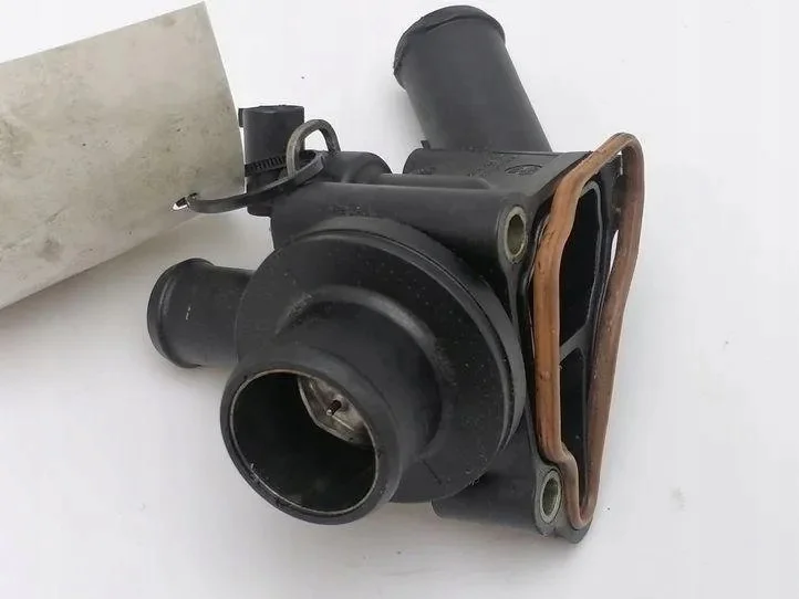 Behuizing thermostaat Mercedes-Benz A 6682030275 image 4
