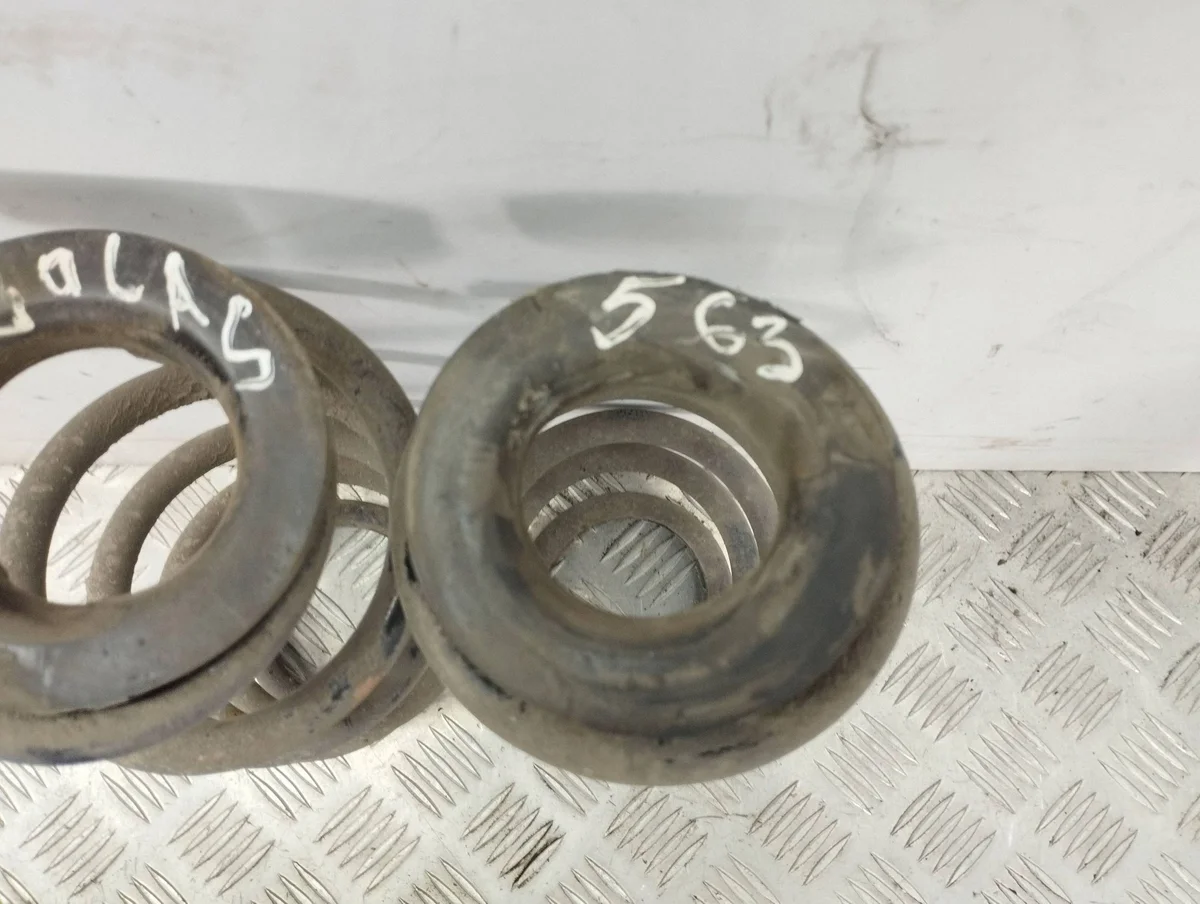 Toyota Avensis T270 Feder Hinten AMD93256 image 7