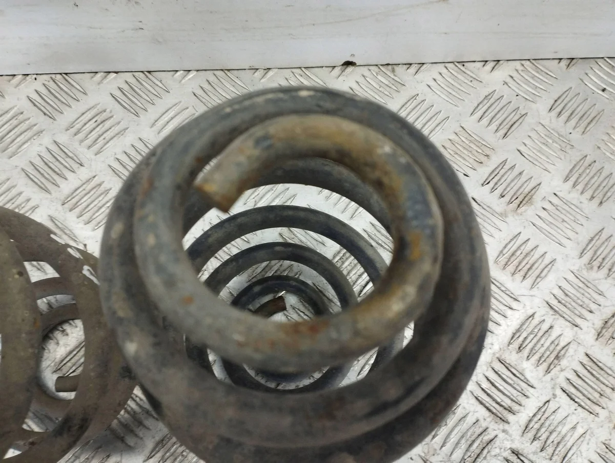 Molla Posteriore VW Passat B5 1997 Usata