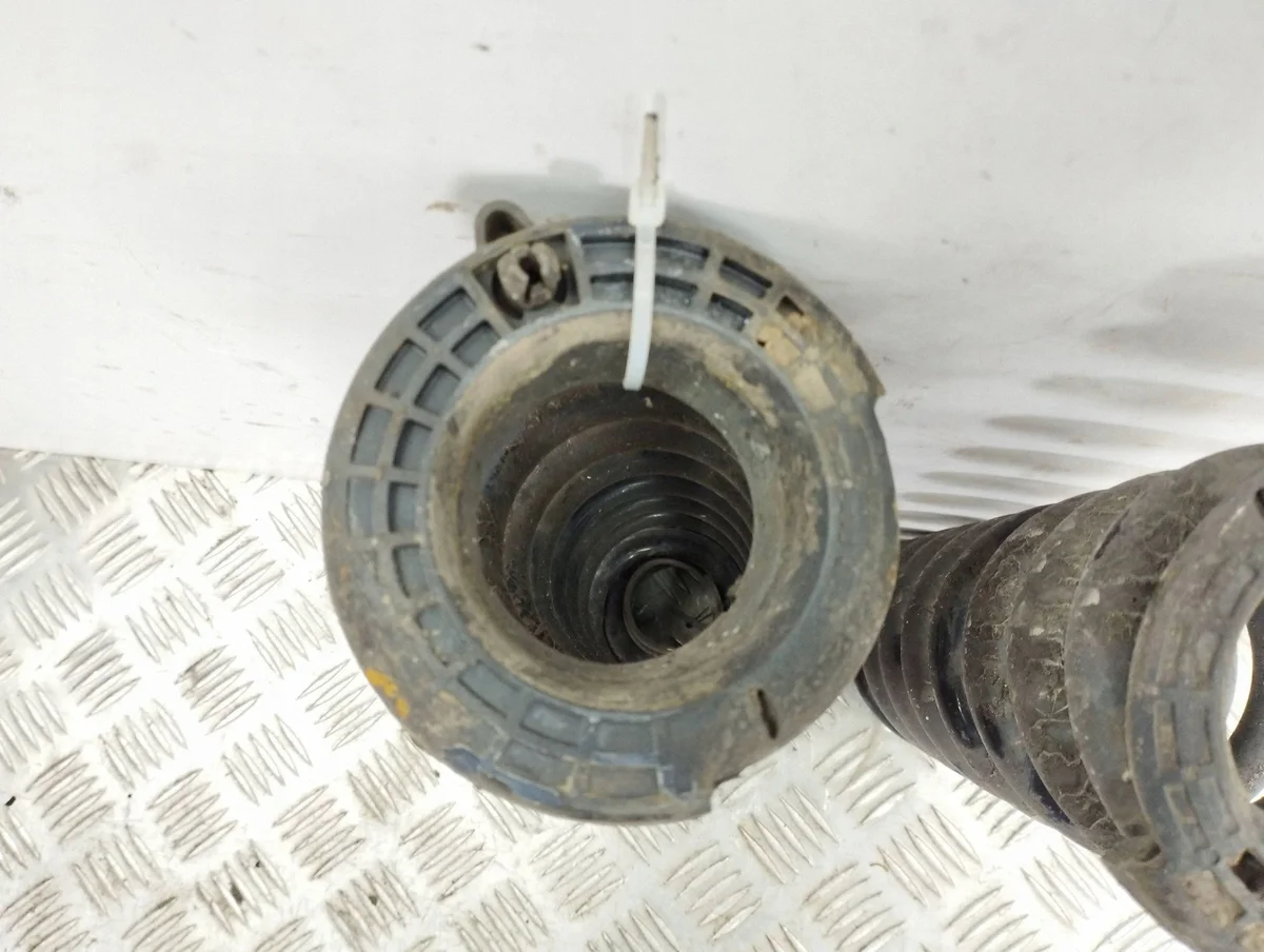 Mercedes E W213 2017 Rear Spring AMD90654 image 6