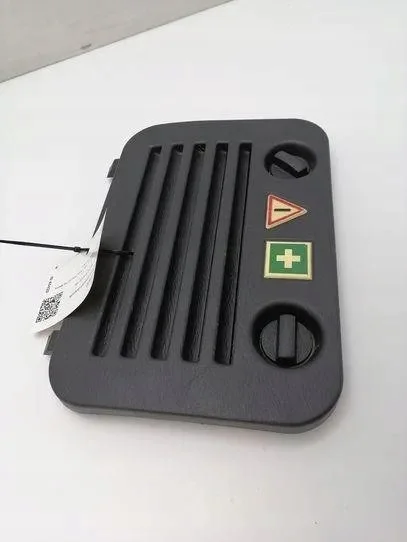 Moldura Maletero Mercedes-Benz M (W163) image 5
