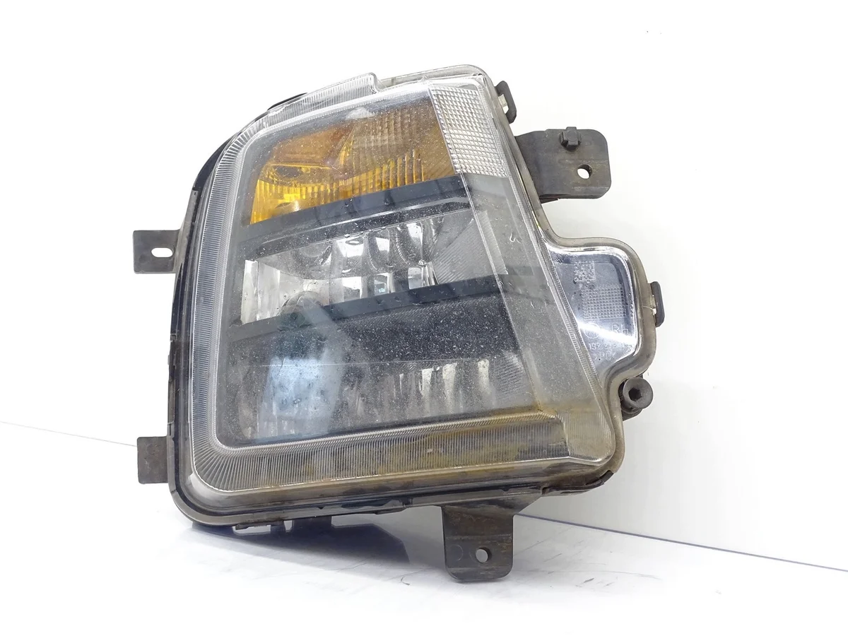 Dimlykta Höger Fram VW Scirocco III 1K8941662K