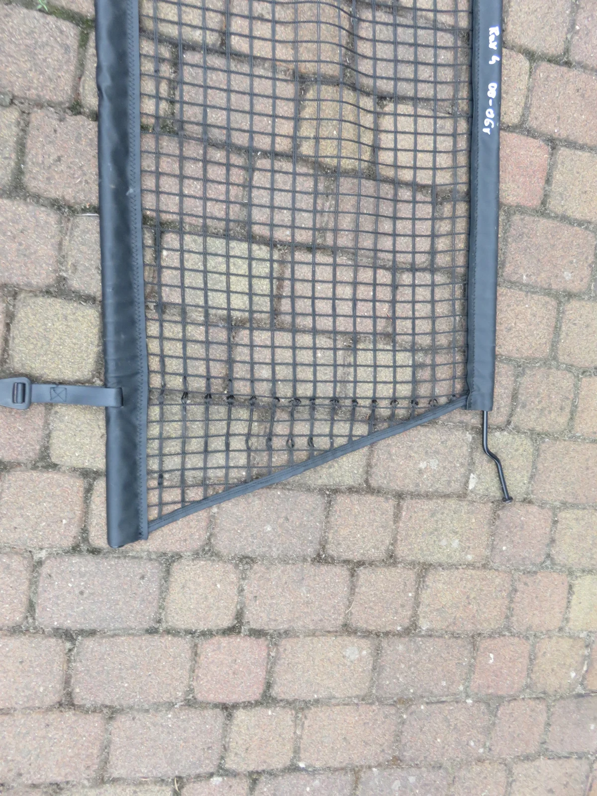 Toyota Rav4 2000-2006 Grade/Rede de Carga image 3