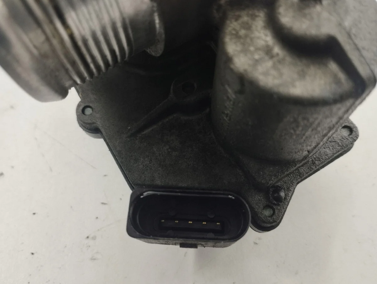 Audi A7 S7 4G 2011 Gasregulatorventil image 3
