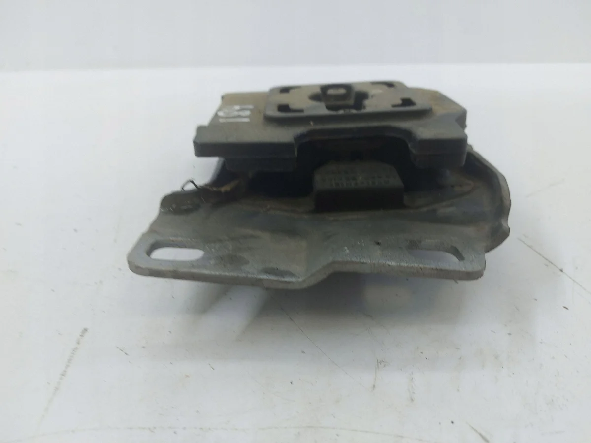 Supporto cambio Ford Kuga V617M121 usato image 3