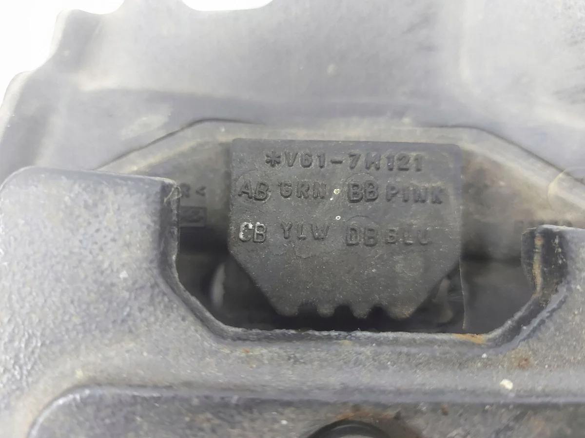 Supporto cambio Ford Kuga V617M121 usato image 6