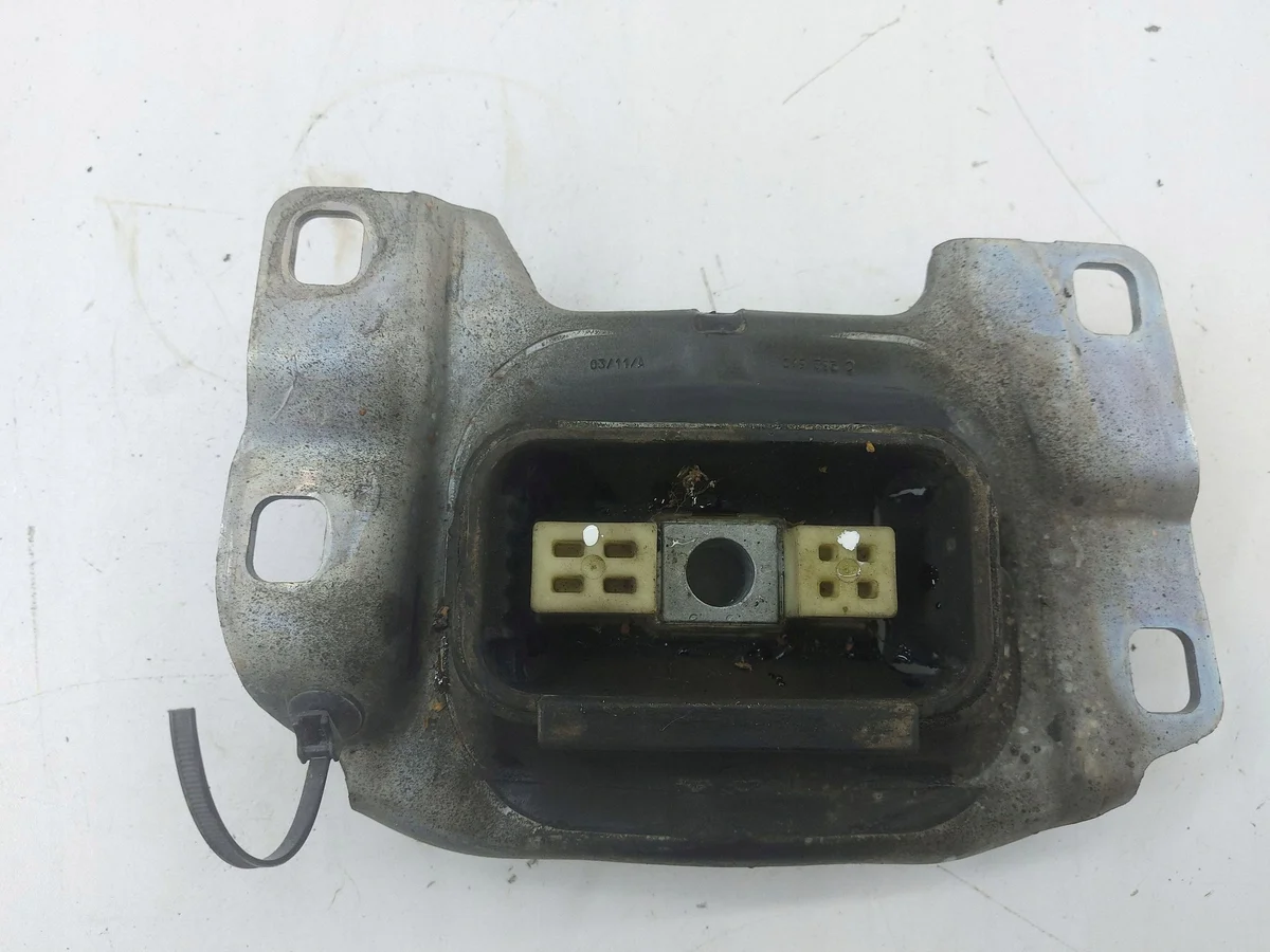 Supporto cambio Ford Kuga V617M121 usato image 7