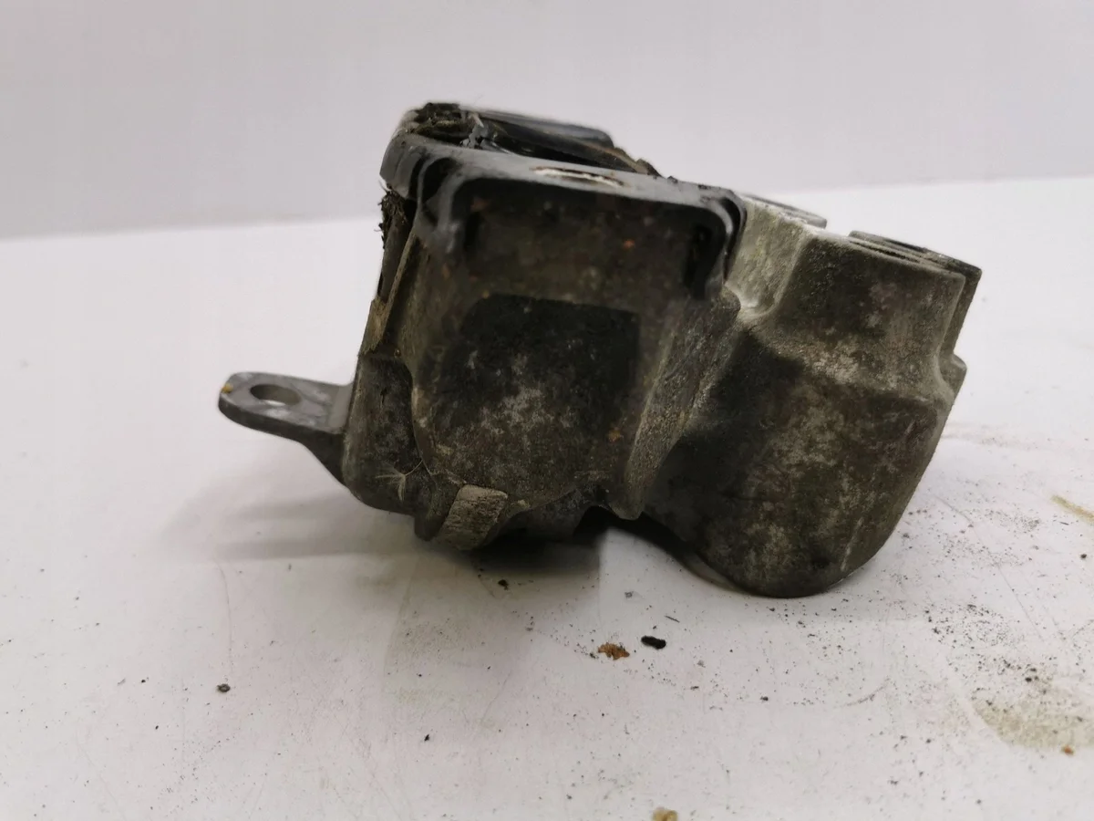 Opel Mokka 2013 Support Boîte Vitesse 95128777 image 3