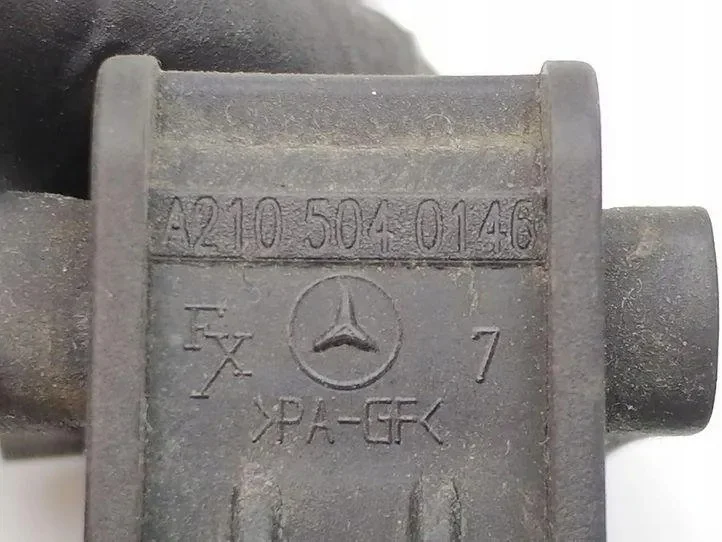 MERCEDES-BENZ Classe A W168 A2105040146 image 10