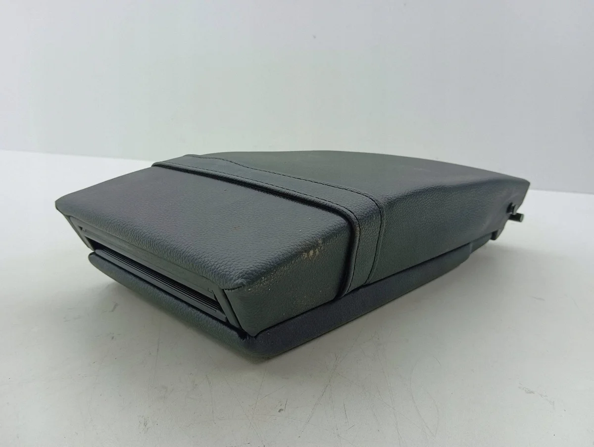 Reposabrazos Trasero Mercedes C W204 2008 image 7