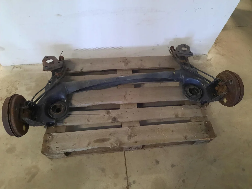 Opel Corsa D 06-11 1.2MT takatukivarsi