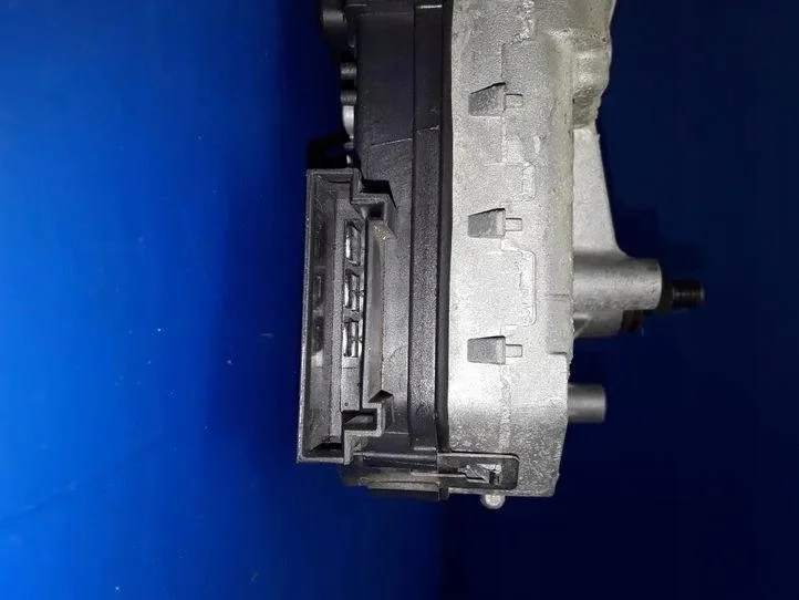 Wischer-Motor MERCEDES CLS (C219) 0390241802 image 6