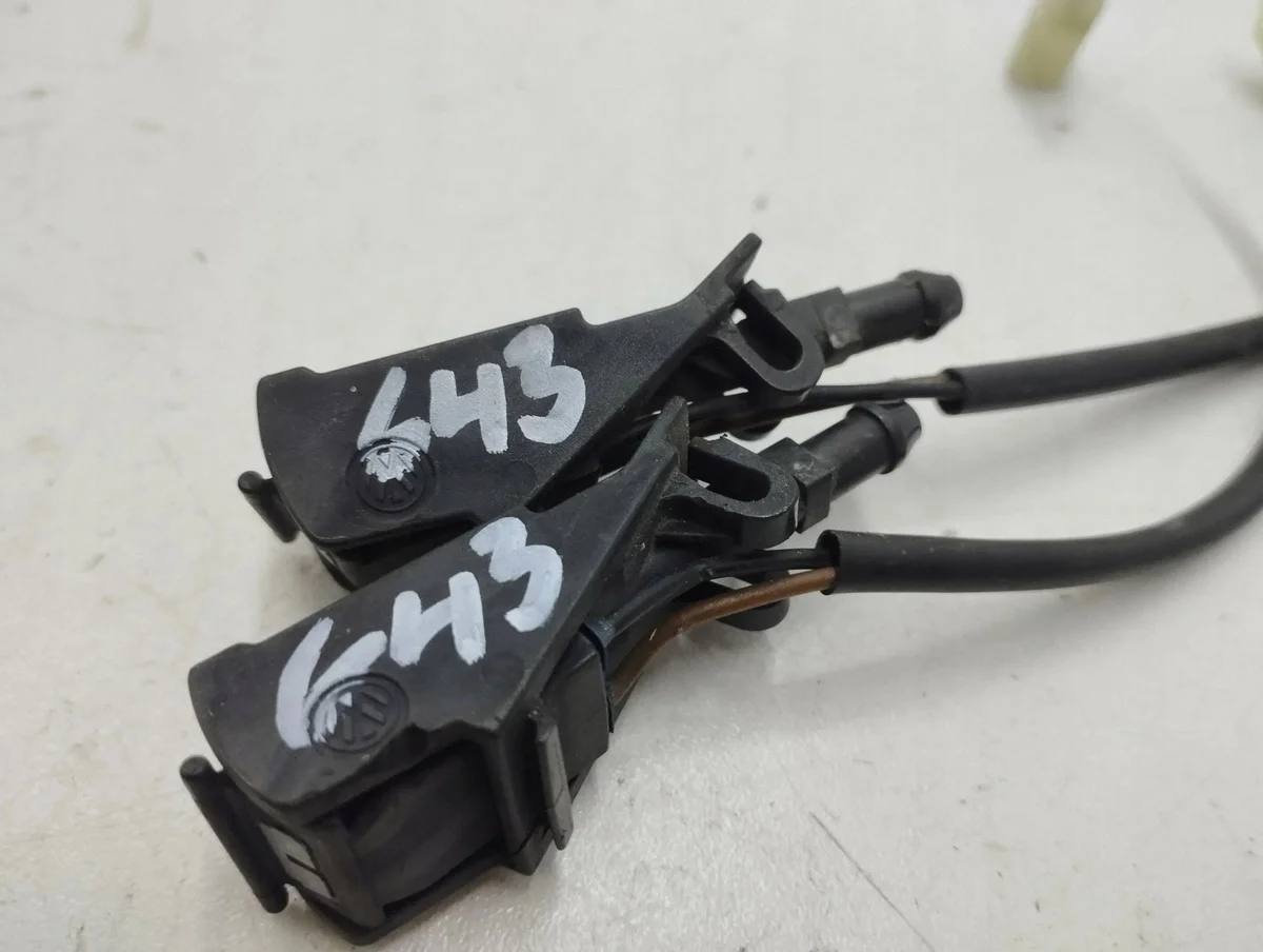 Porsche Cayenne 9PA 2005 Bico Limpador OEM 6E09559
