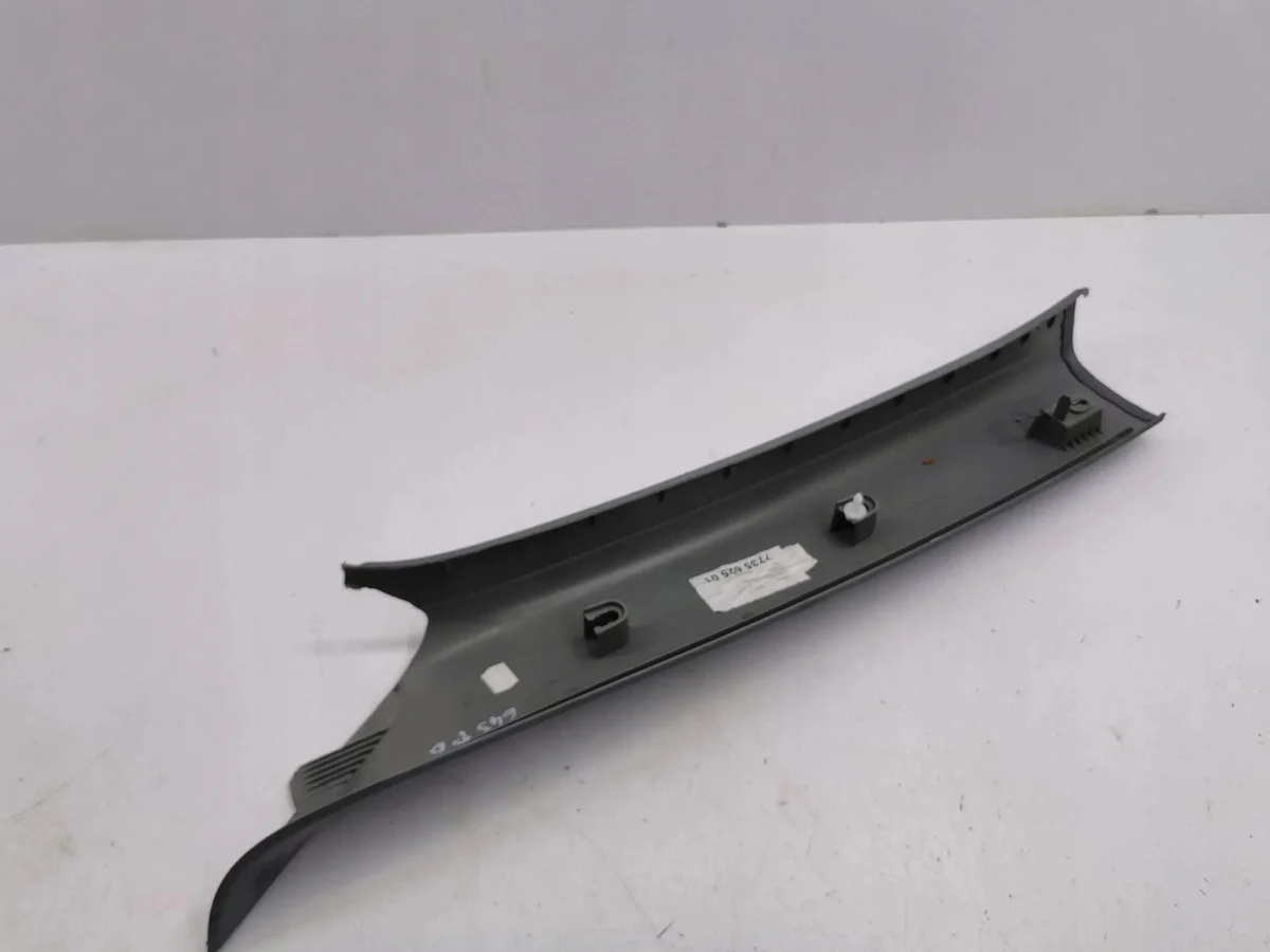 Porsche Cayenne A-stolpe täckpanel höger image 3