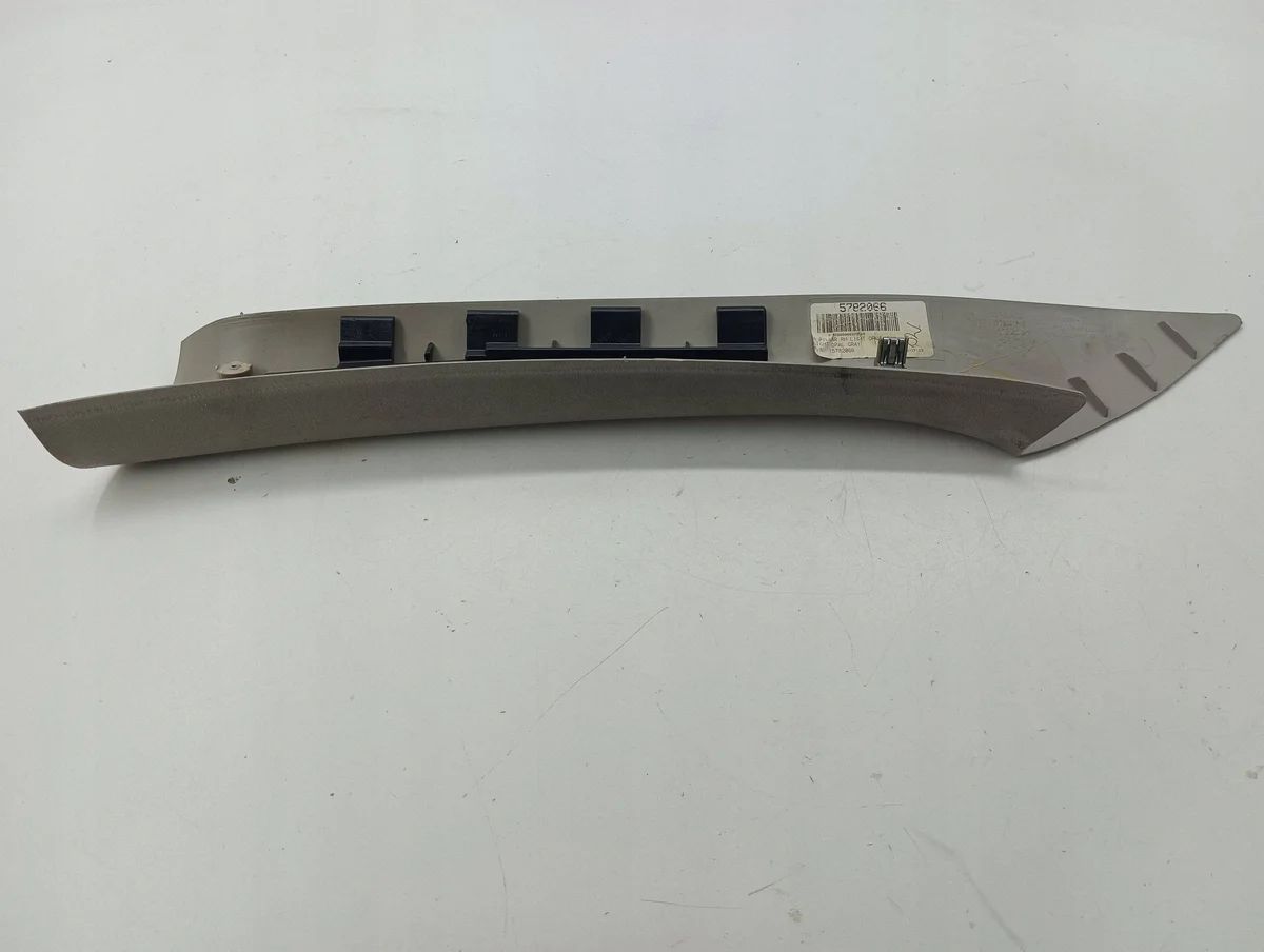 Saab 9-7X 2006 Front Windshield Pillar Trim Left image 6